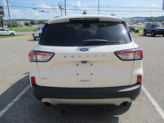 2022 Ford Escape - $19,987