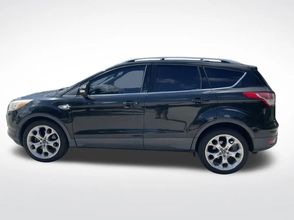 2013 Ford Escape - $2,999
