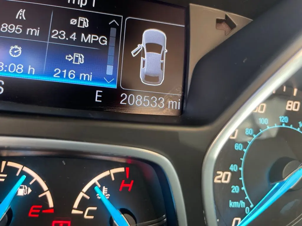 2013 Ford Escape - $2,999