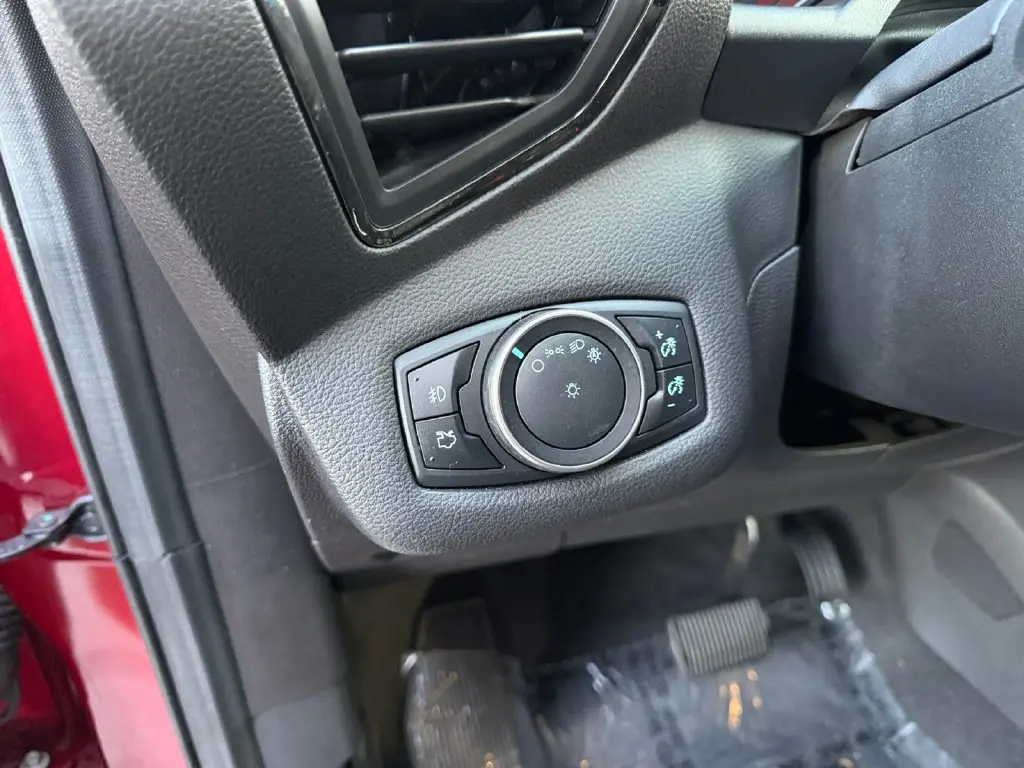 2016 Ford Escape - $12,170