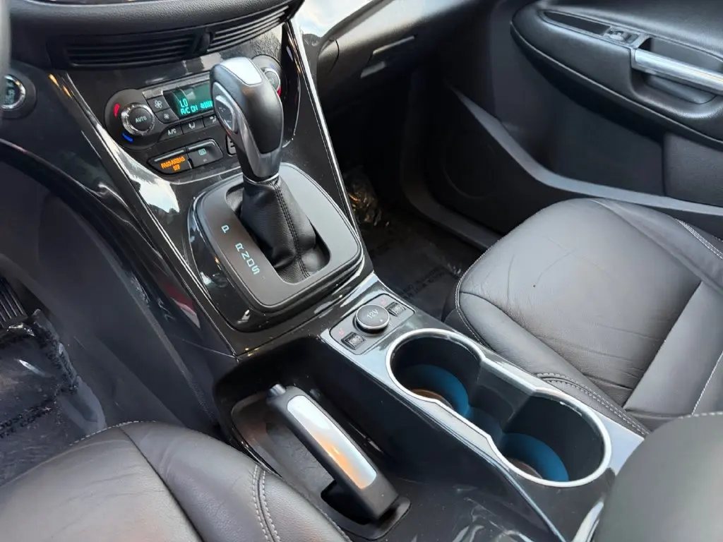 2016 Ford Escape - $12,170