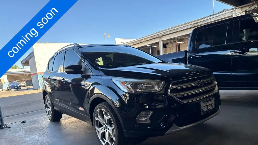 Preowned 2017 Ford Escape Titanium for Sale