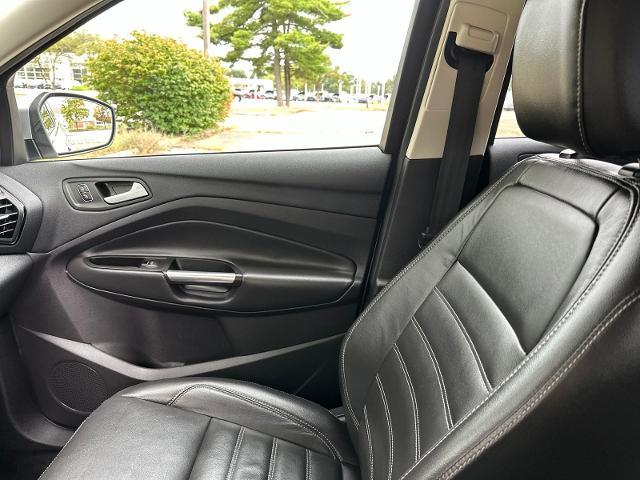 2017 Ford Escape - $14,000