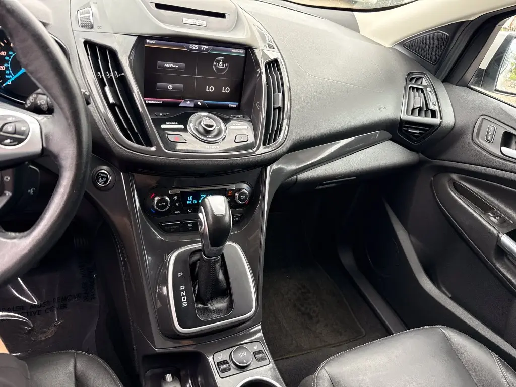 2014 Ford Escape - $10,901