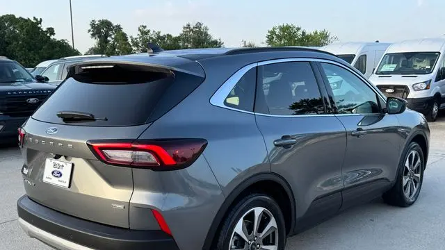 2025 Ford Escape Hybrid Platinum