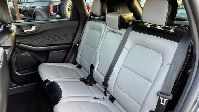 2025 Ford Escape Hybrid Platinum