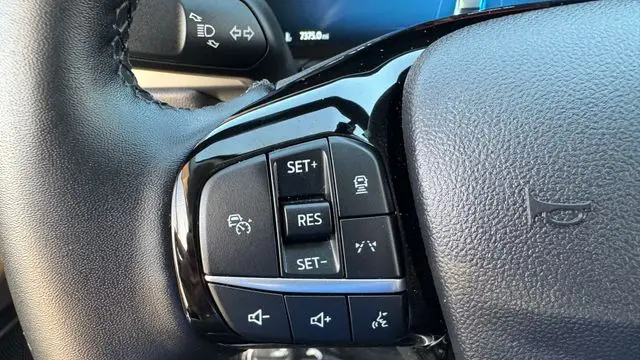 2025 Ford Escape Hybrid Platinum