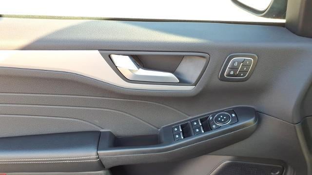 2025 Ford Escape Hybrid Platinum