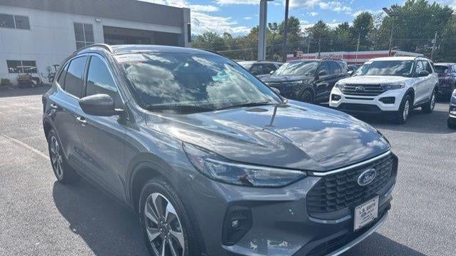 2025 Ford Escape Hybrid Platinum