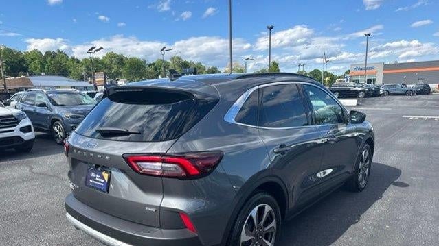 2025 Ford Escape Hybrid Platinum