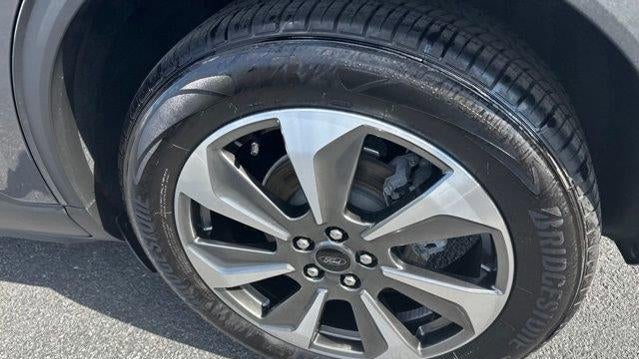 2025 Ford Escape Hybrid Platinum