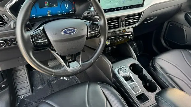 2025 Ford Escape Hybrid Platinum