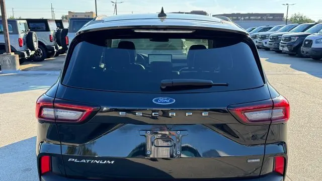 2025 Ford Escape Hybrid Platinum