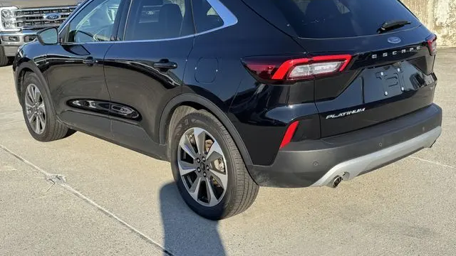 2025 Ford Escape Hybrid Platinum