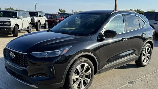 2025 Ford Escape Hybrid Platinum