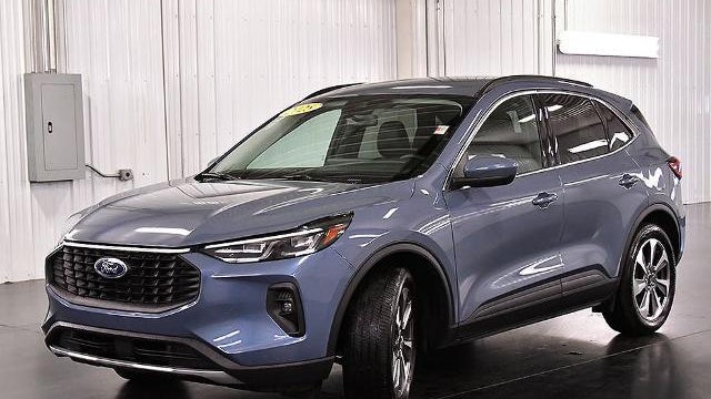 2025 Ford Escape Hybrid Platinum