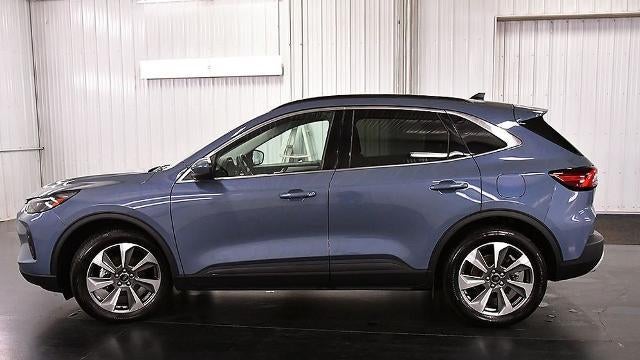 2025 Ford Escape Hybrid Platinum