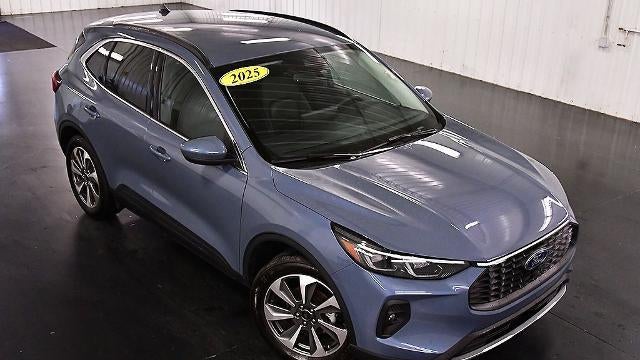 2025 Ford Escape Hybrid Platinum
