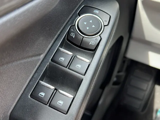 2023 Ford Escape - $24,895