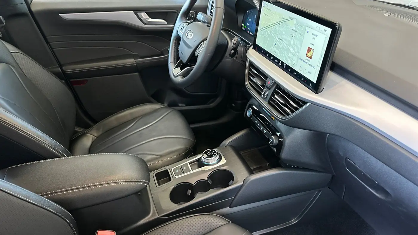 2025 Ford Escape Hybrid Platinum