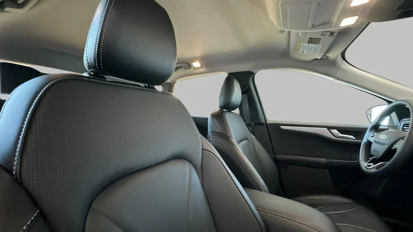 2025 Ford Escape Hybrid Platinum