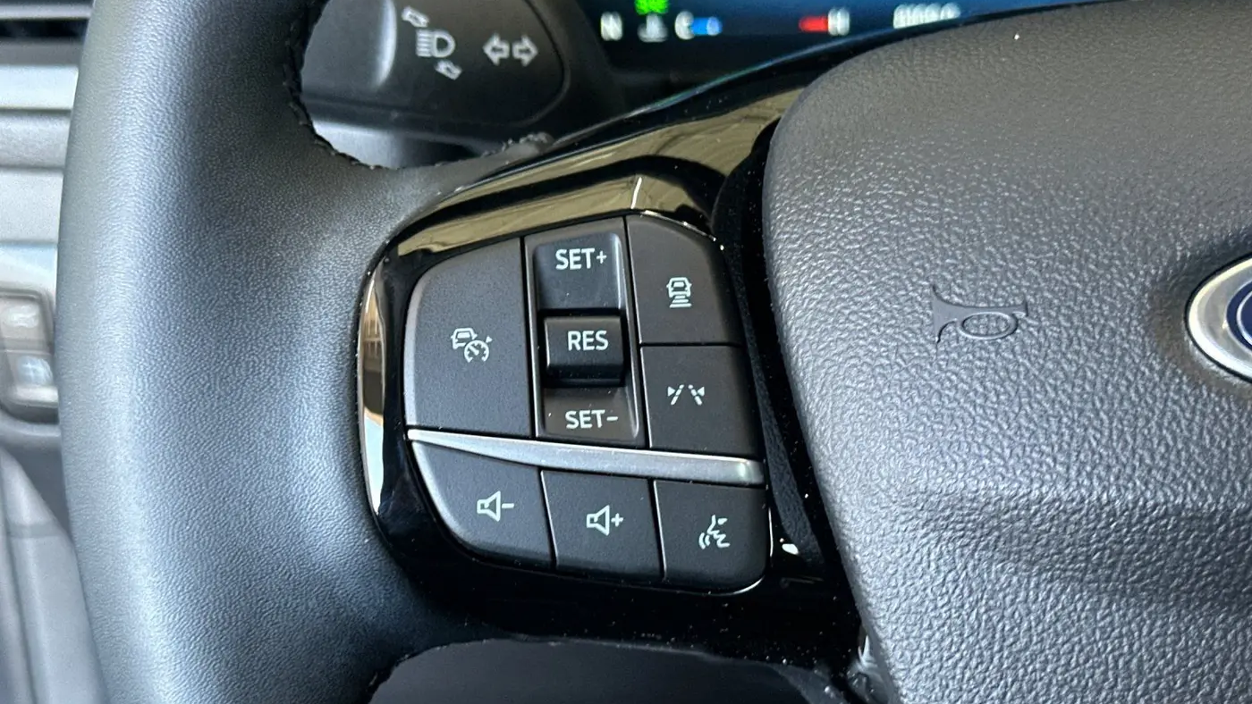 2025 Ford Escape Hybrid Platinum
