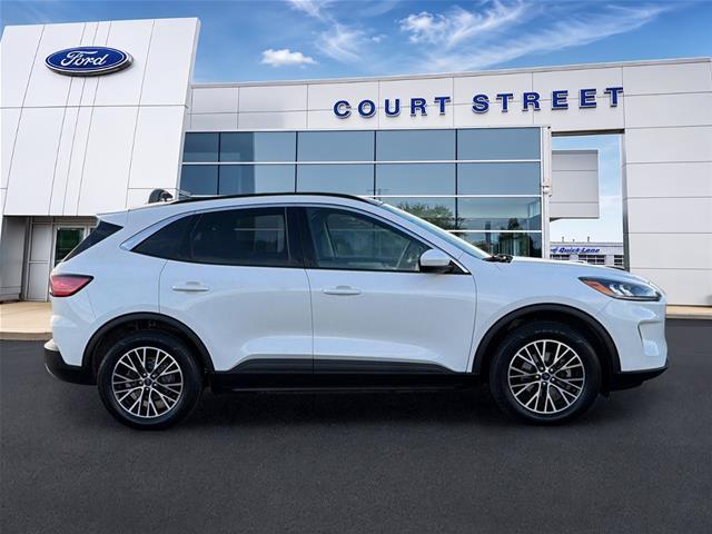 2022 Ford Escape - $24,675
