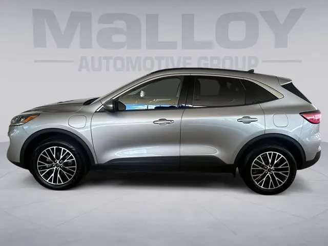 2022 Ford Escape - $16,900