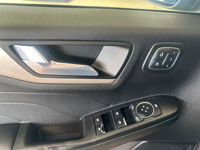 2022 Ford Escape - $16,900