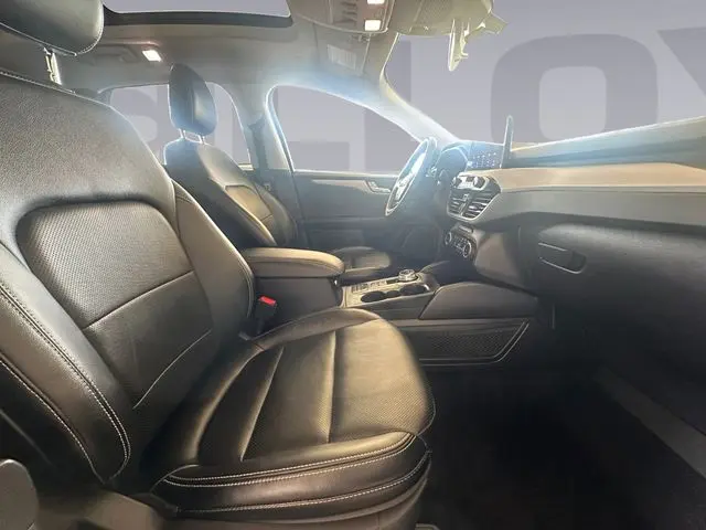 2022 Ford Escape - $16,900