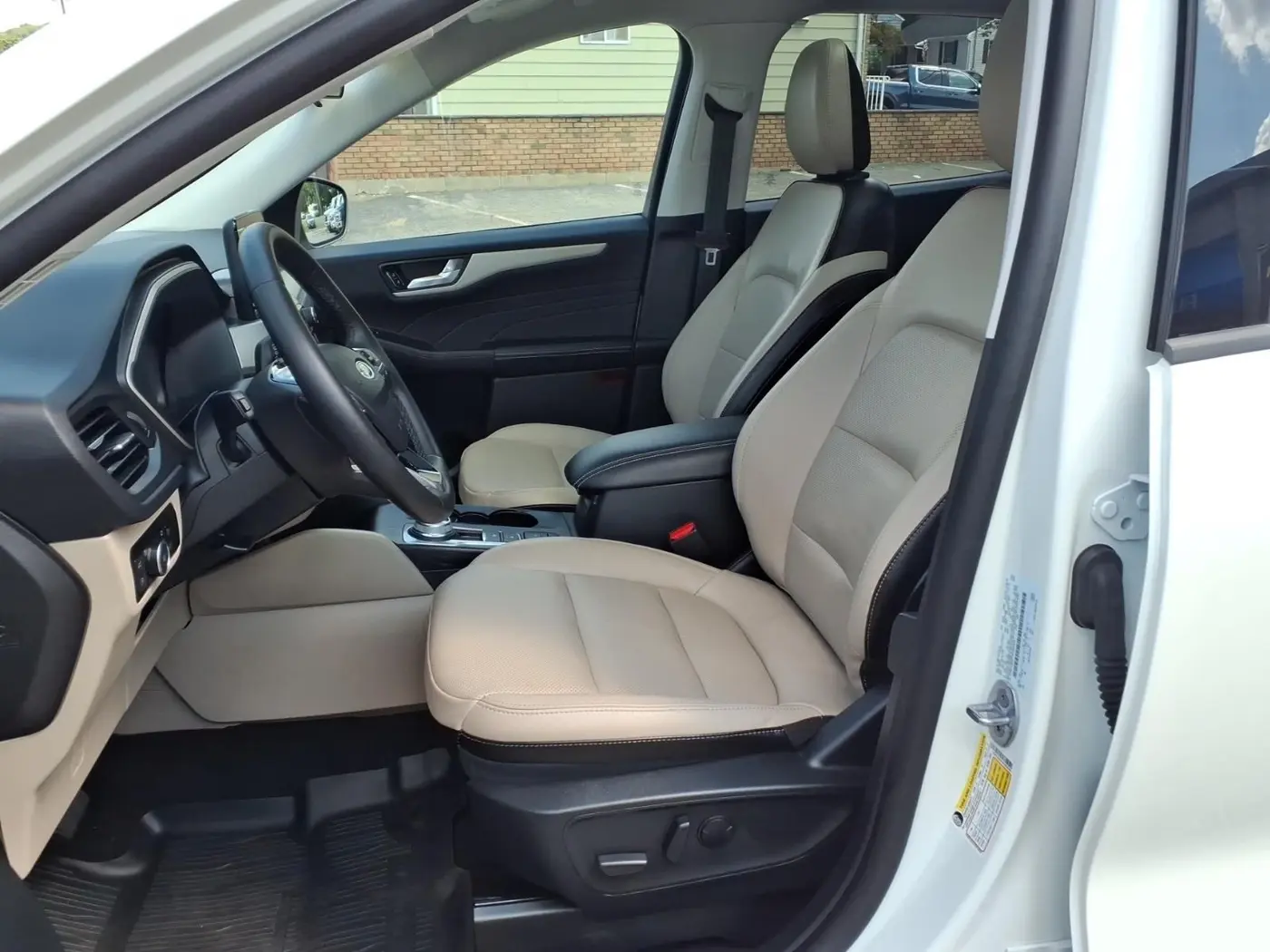 2022 Ford Escape - $22,787