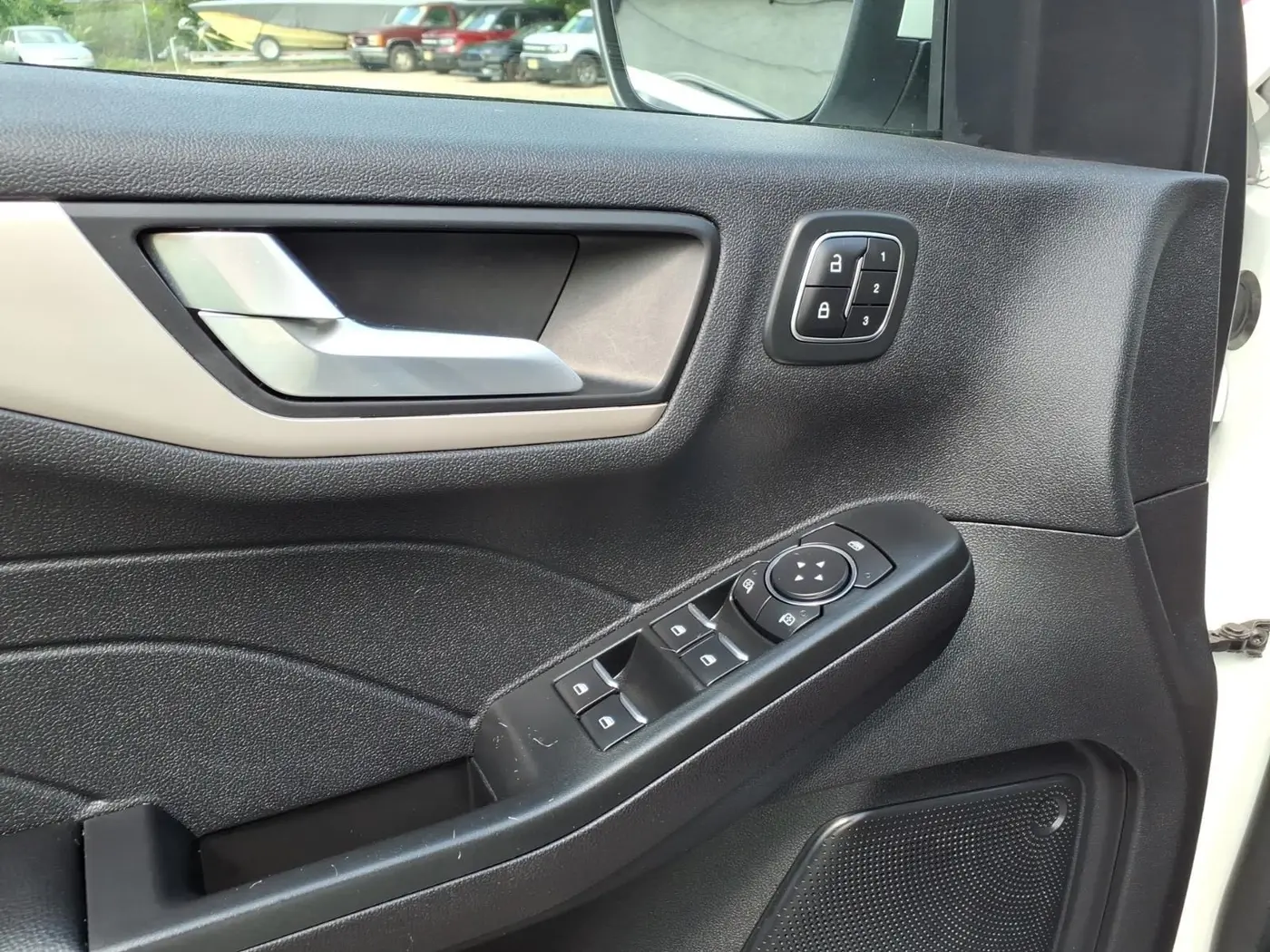 2022 Ford Escape - $22,787