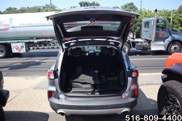 2022 Ford Escape - $18,947