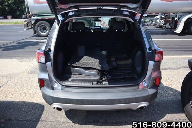 2022 Ford Escape - $18,947