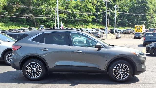 2022 Ford Escape Plug-In Hybrid Titanium