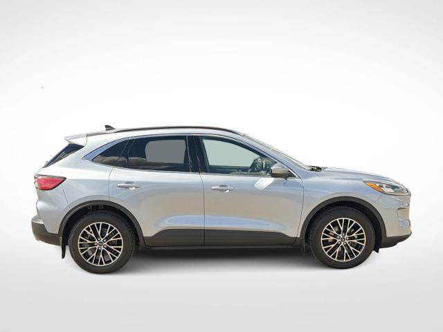 2022 Ford Escape - $21,779