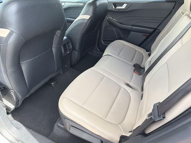 2022 Ford Escape - $21,779