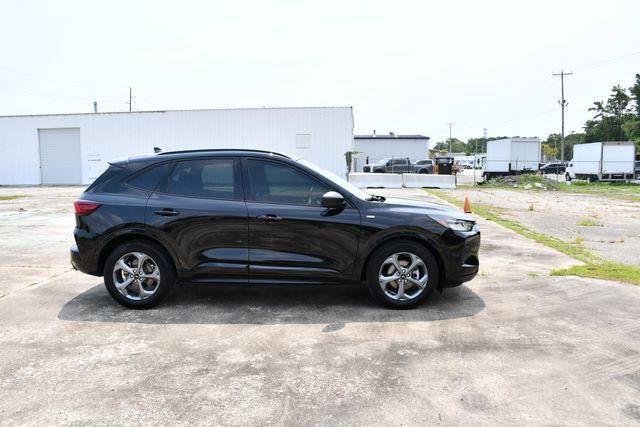 2023 Ford Escape - $24,447