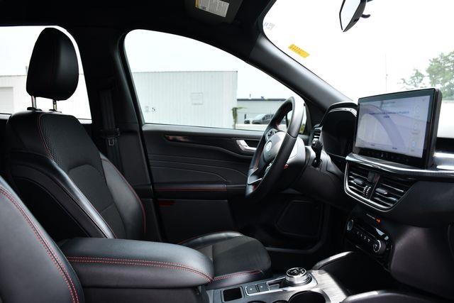 2023 Ford Escape - $24,447