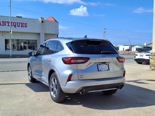 2023 Ford Escape - $21,900