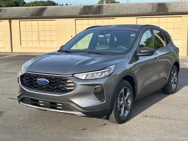 2025 Ford Escape - $28,685