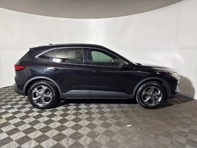 2025 Ford Escape - $24,995