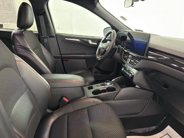 2025 Ford Escape - $24,995