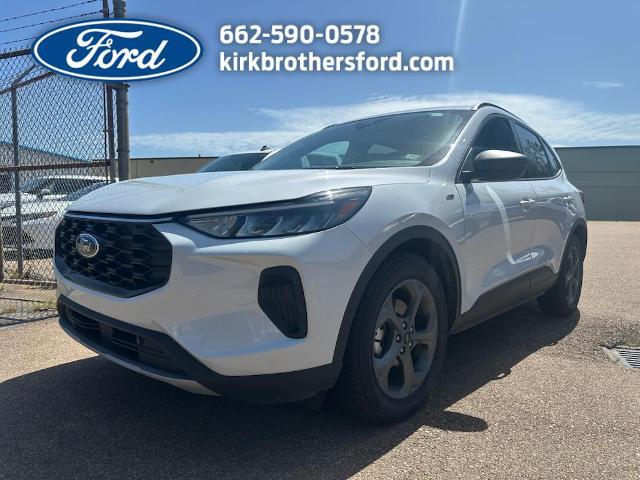 2025 Ford Escape - $23,961