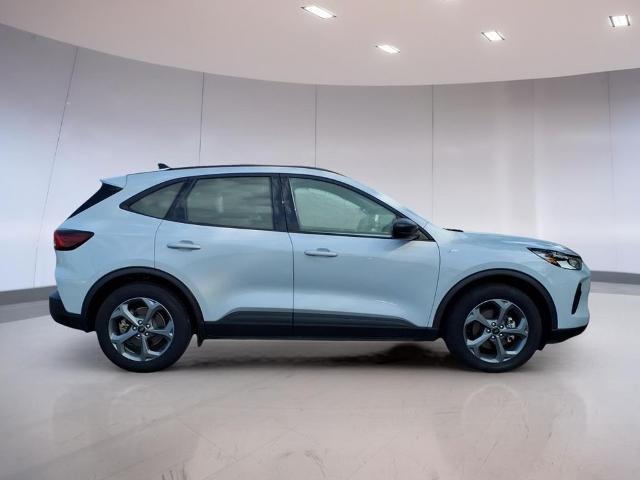 2025 Ford Escape - $23,154