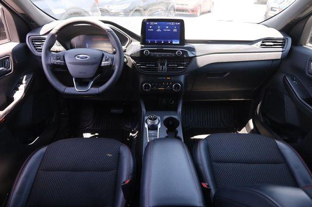 2025 Ford Escape - $22,920