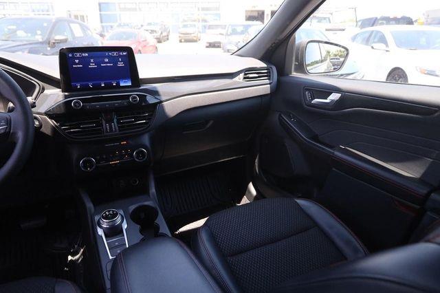 2025 Ford Escape - $22,920