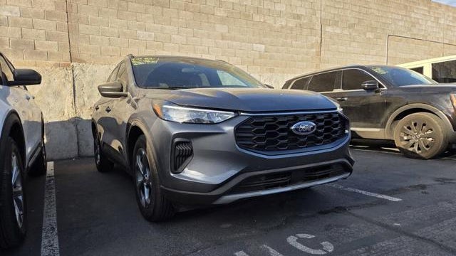 Preowned 2025 Ford Escape ST-Line for Sale