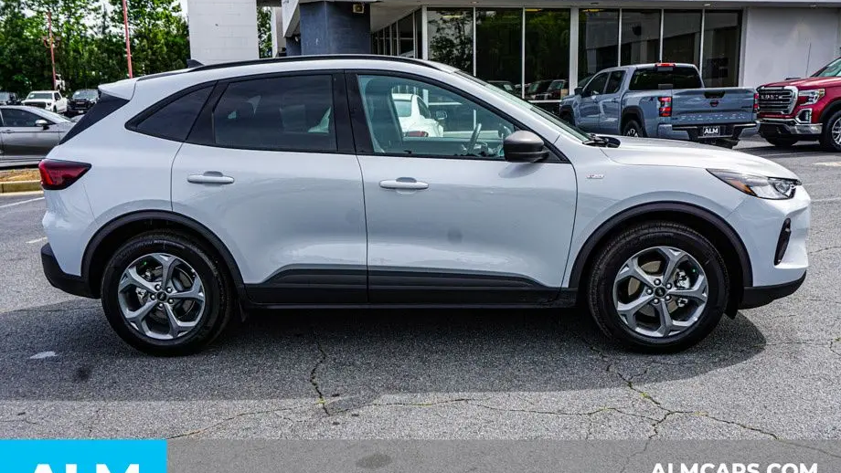 2026 Ford Escape ST-Line