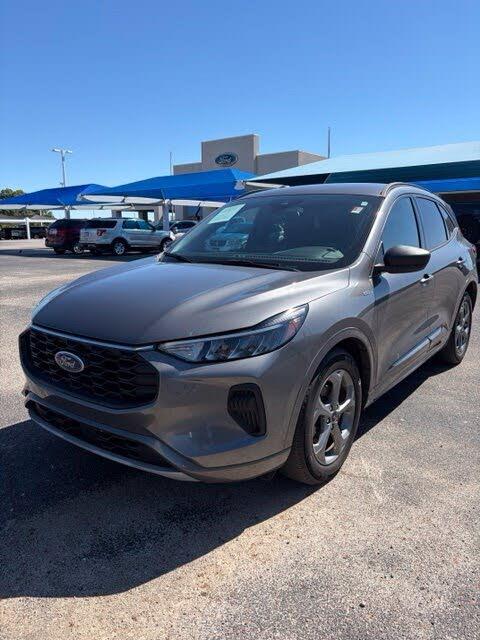 2023 Ford Escape